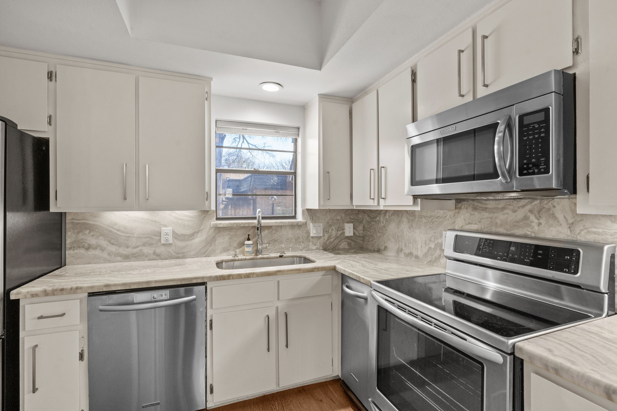 3012 Tanglewood Park West