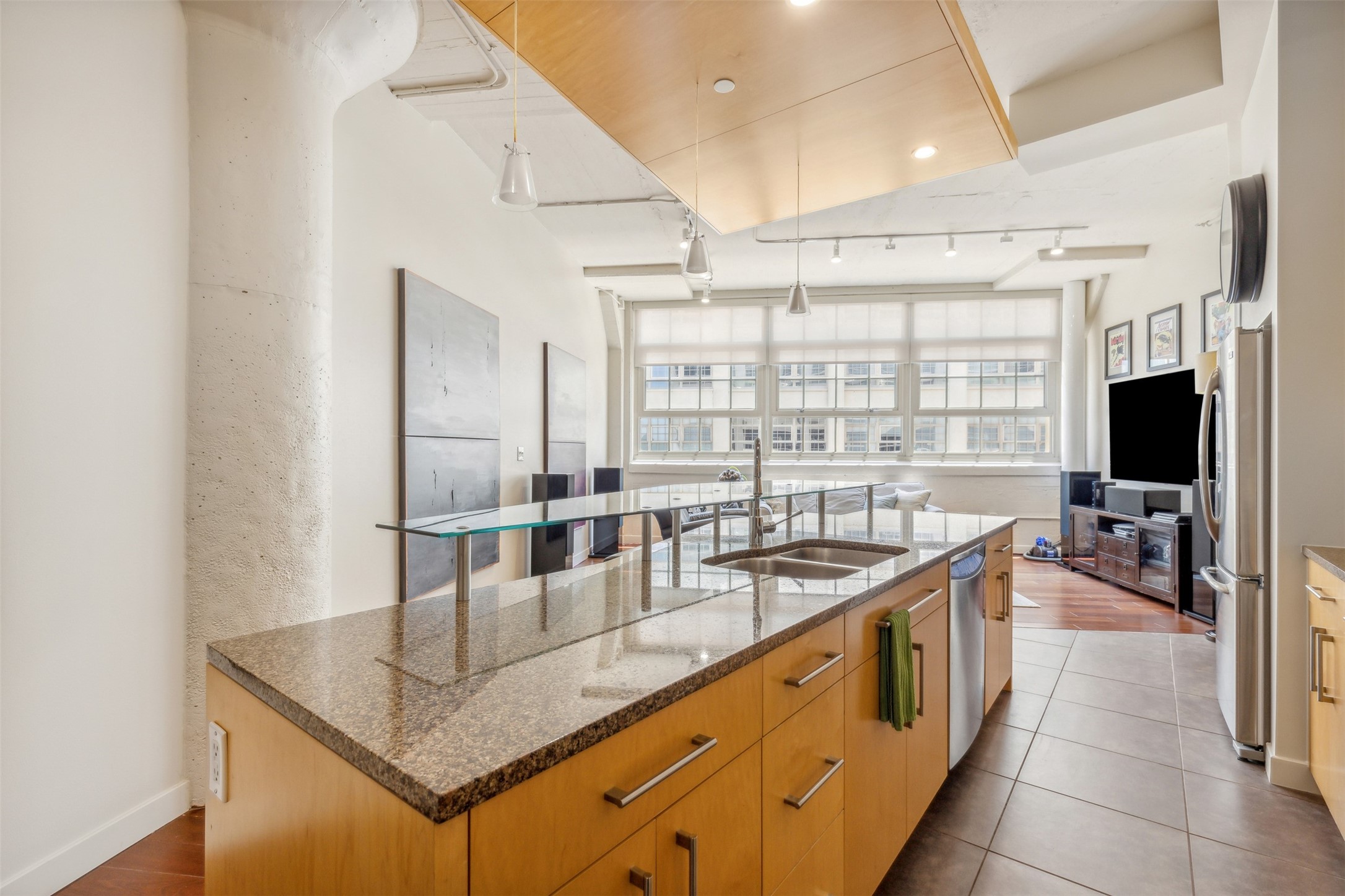 2600 W 7th Street 1403