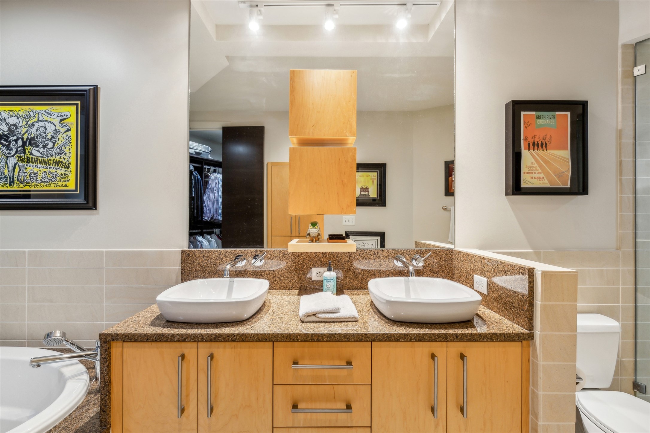 2600 W 7th Street 1403