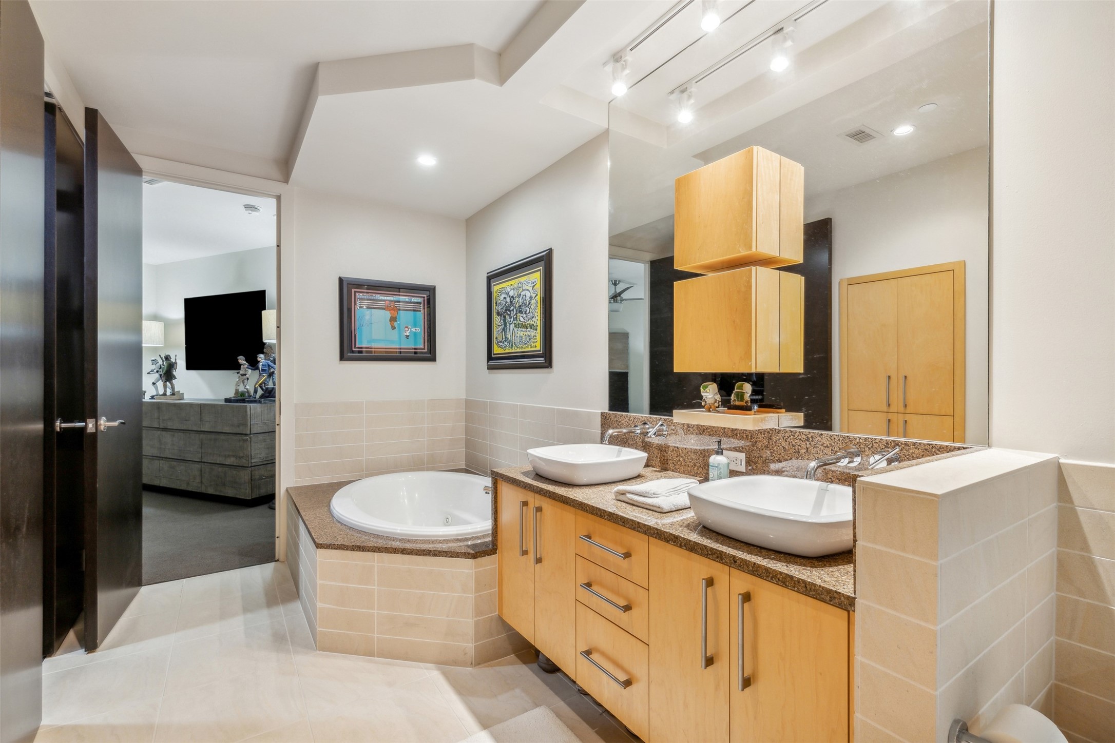2600 W 7th Street 1403