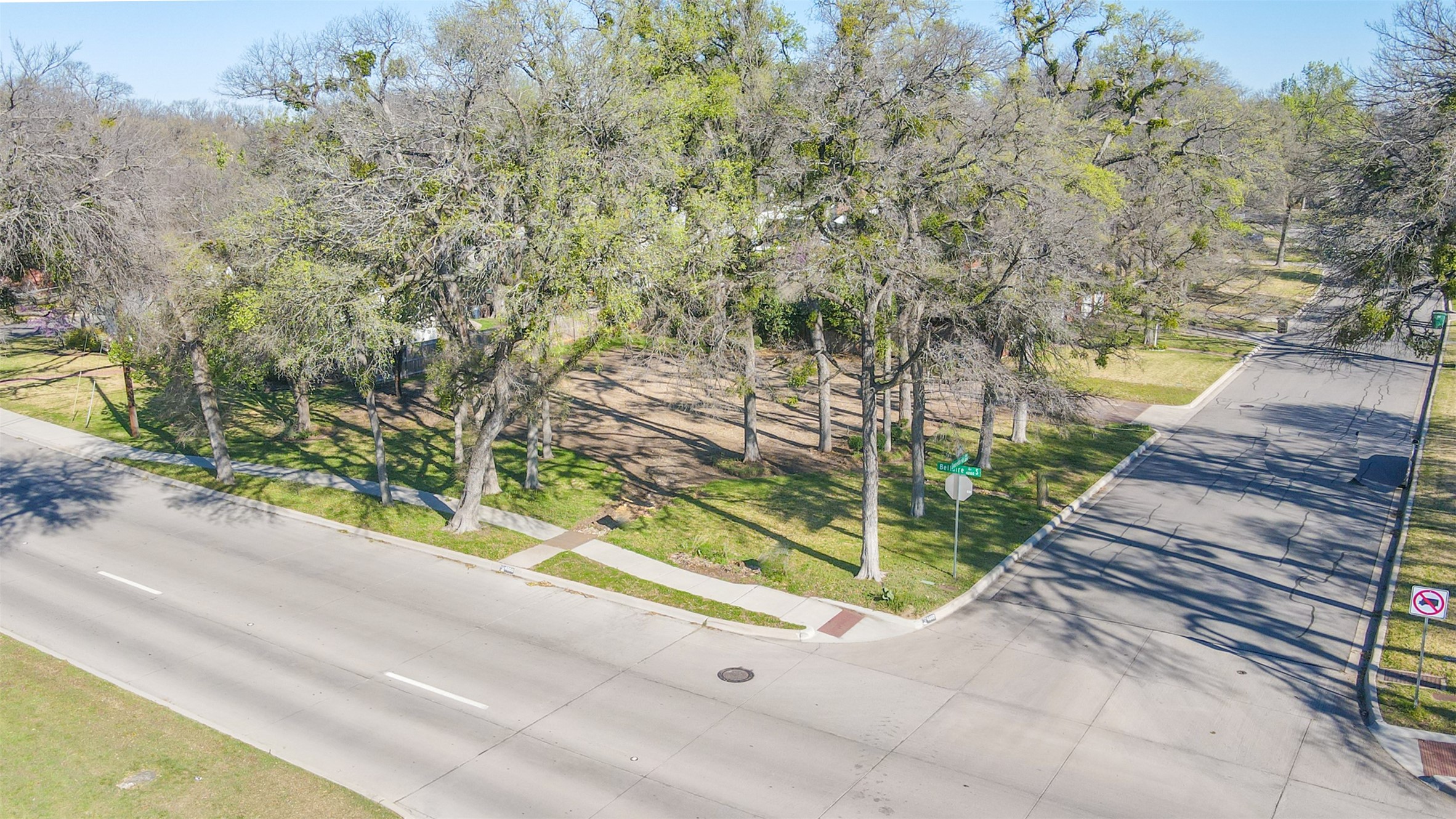 4000 Bellaire Drive