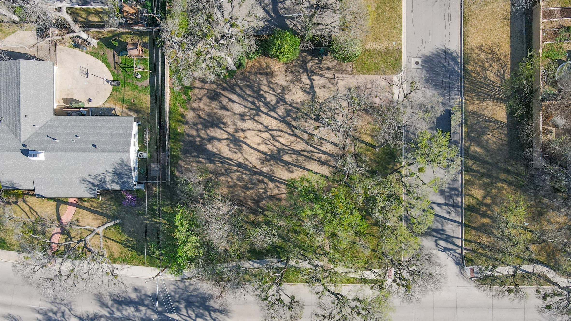 4000 Bellaire Drive