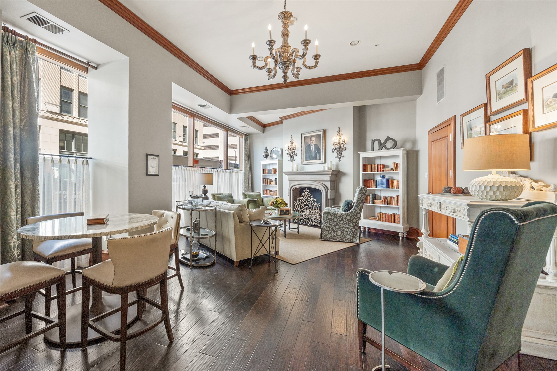 411 W 7th Street