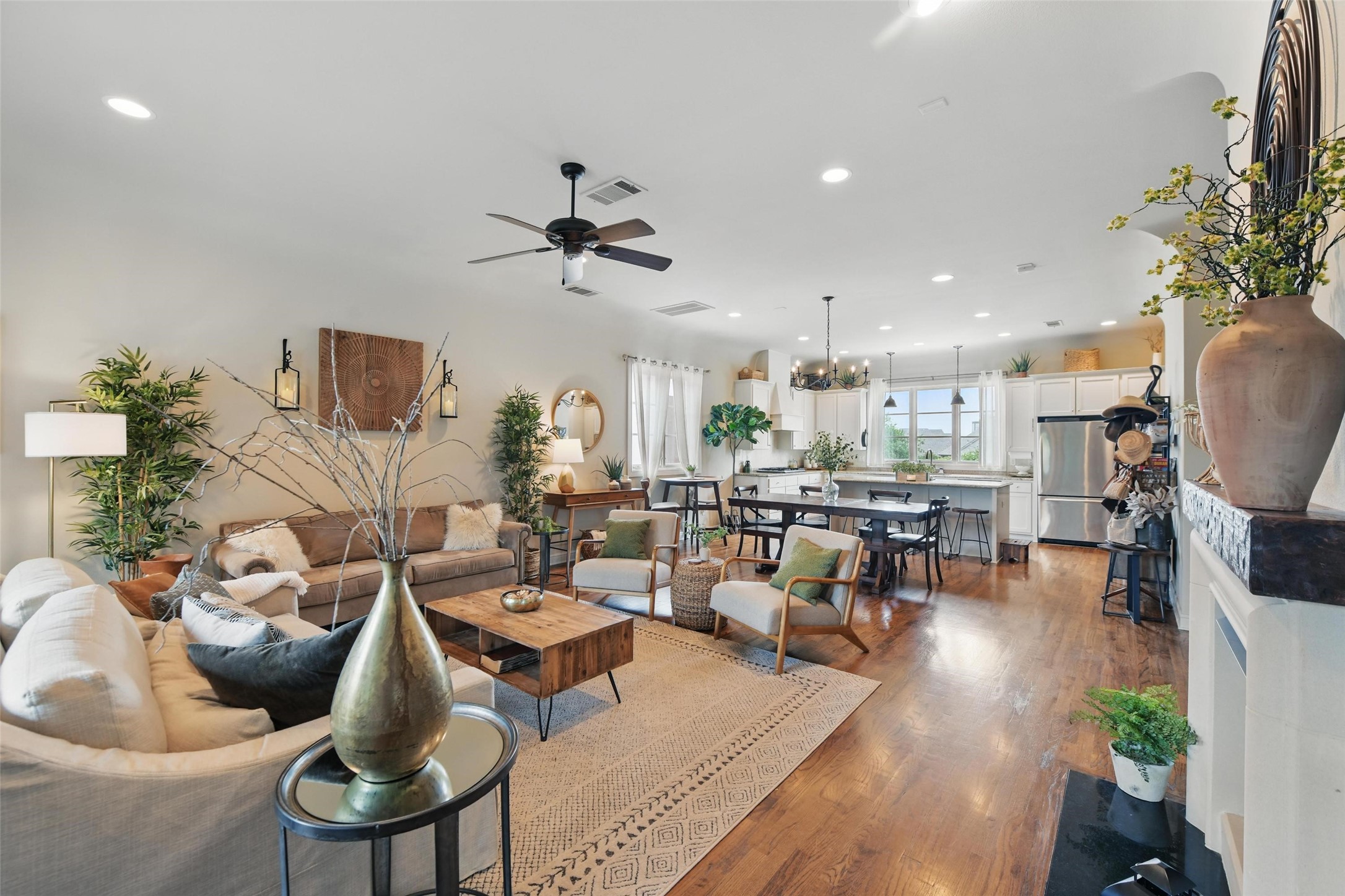 261 Casa Blanca Avenue