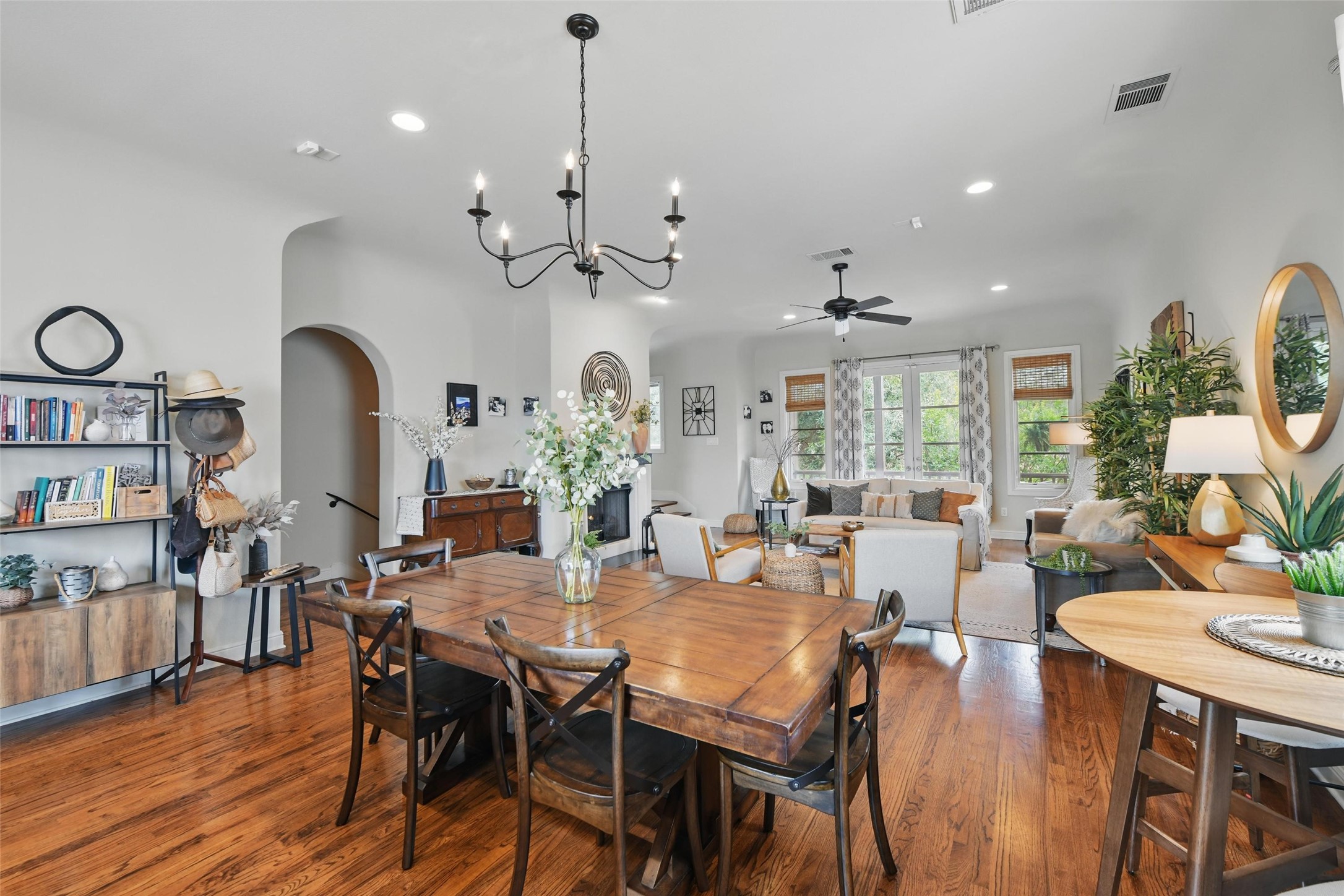 261 Casa Blanca Avenue