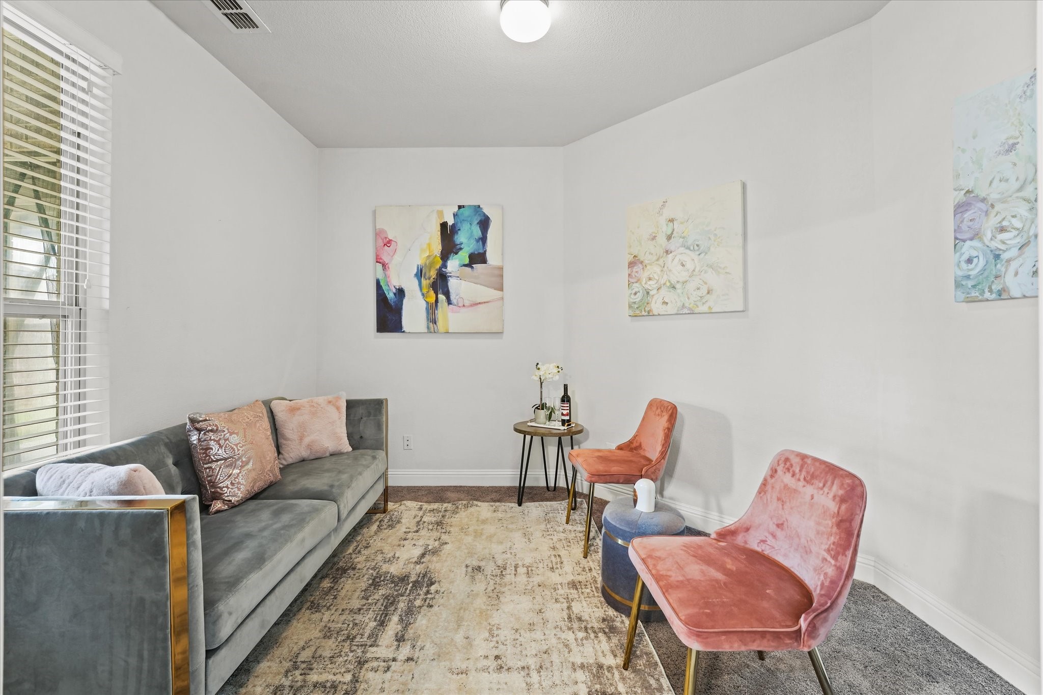 5653 Salt Springs
