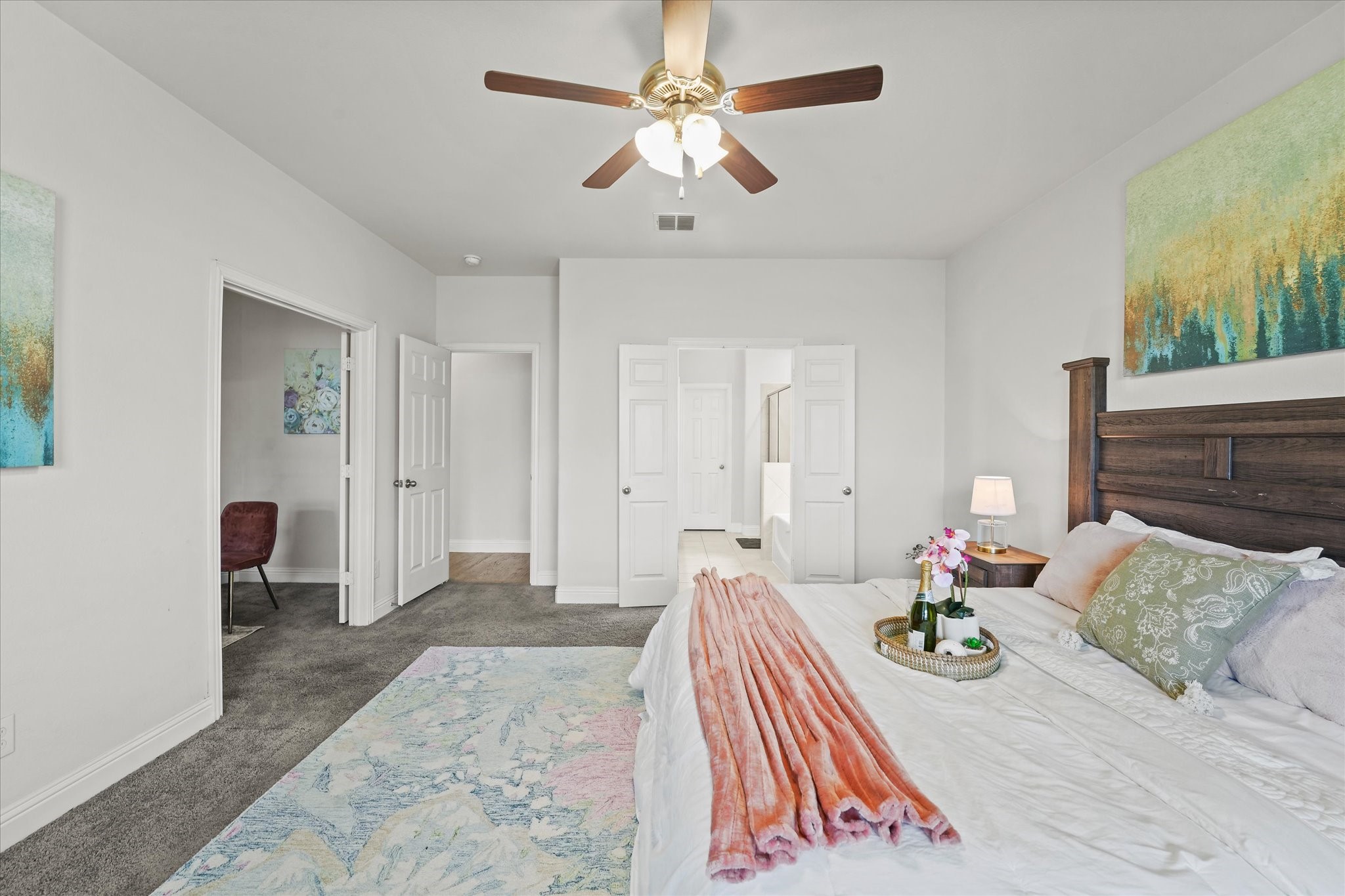 5653 Salt Springs