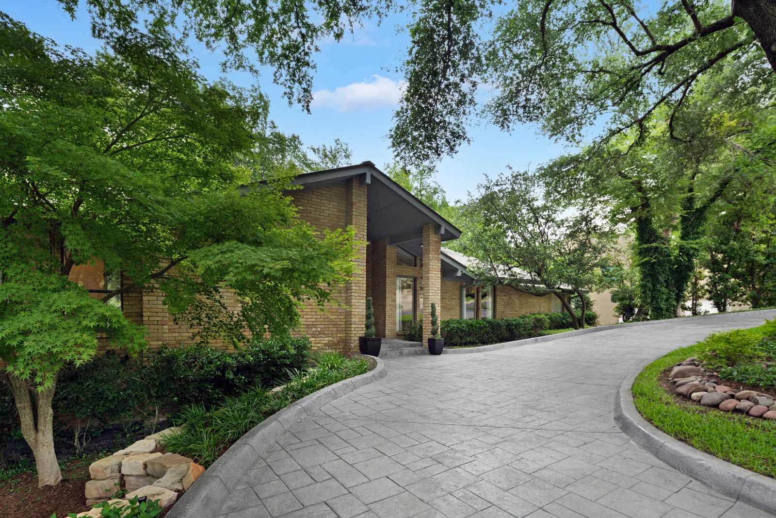 2005 Indian Creek Drive