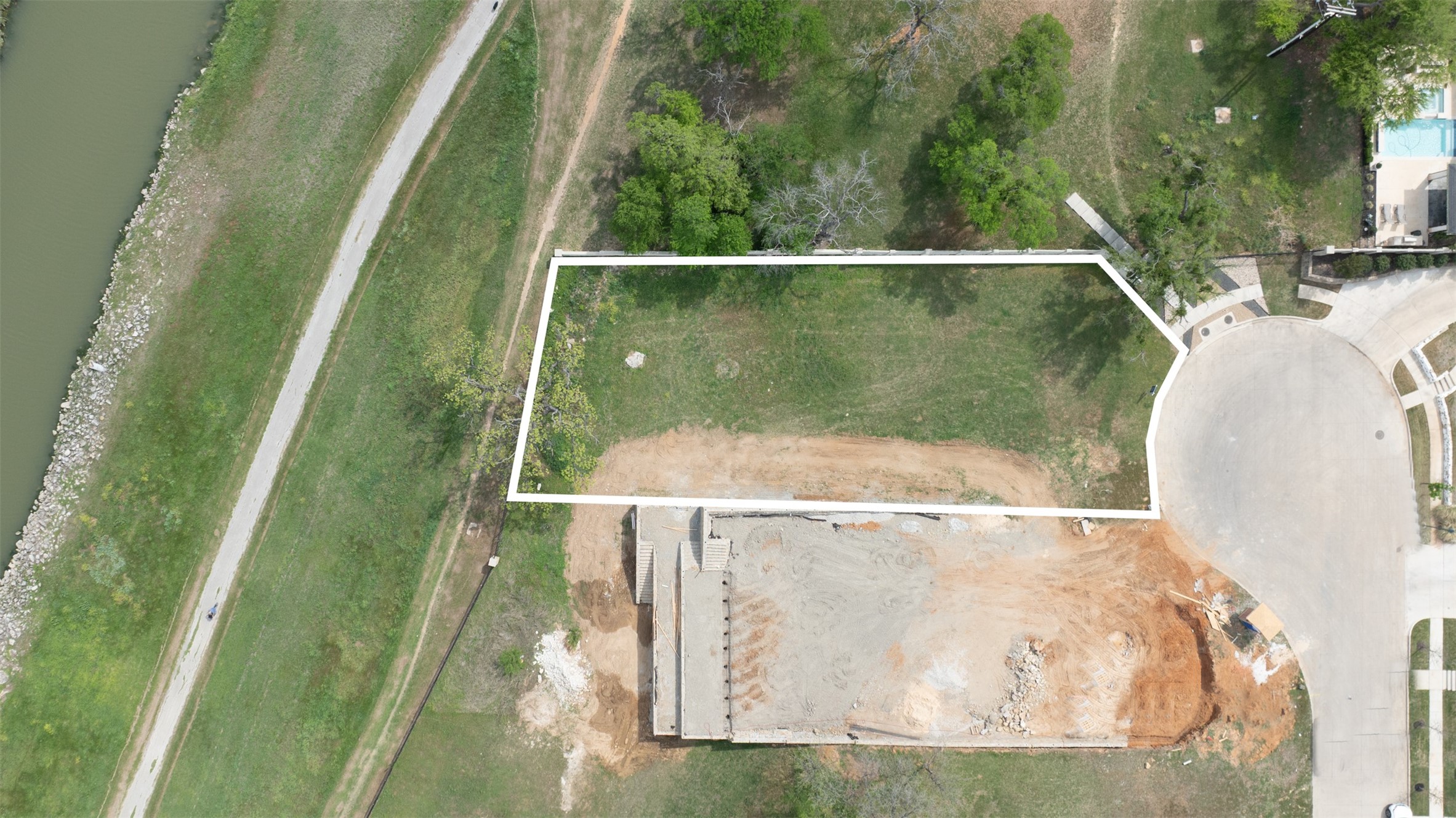 225 Clementine Court