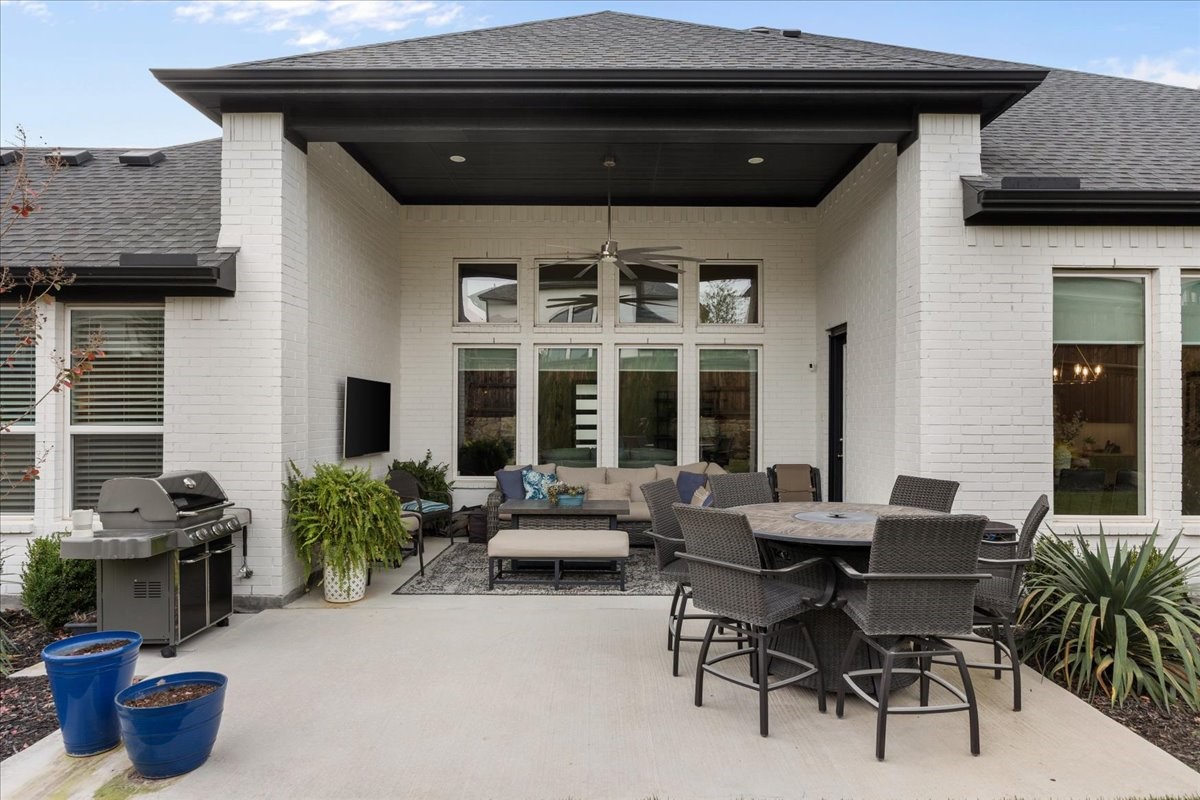 2313 Sandlin Drive