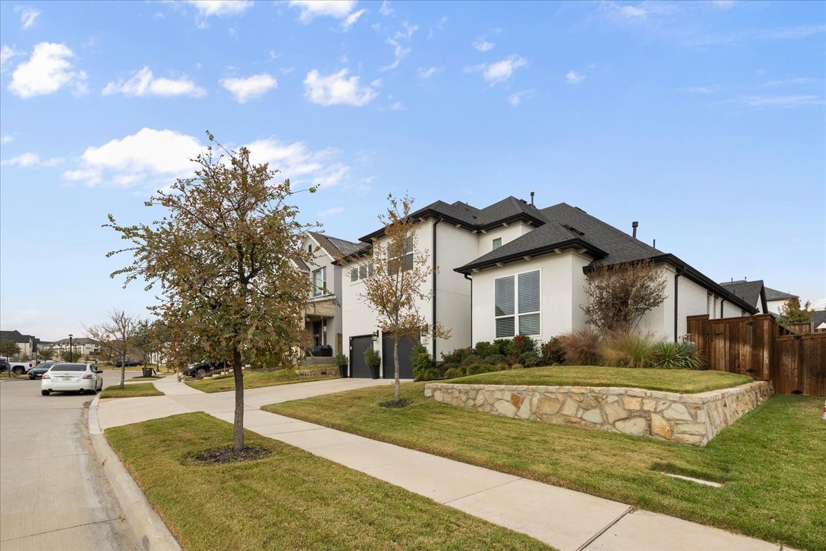 2313 Sandlin Drive