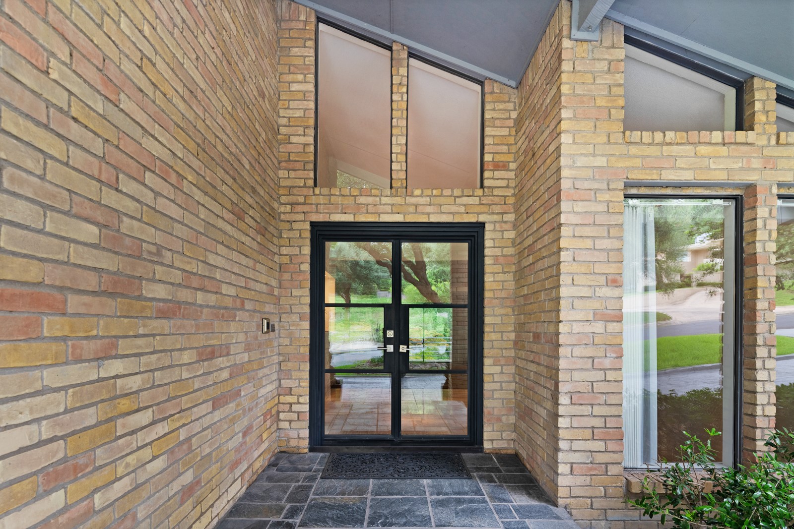 2005 Indian Creek Drive