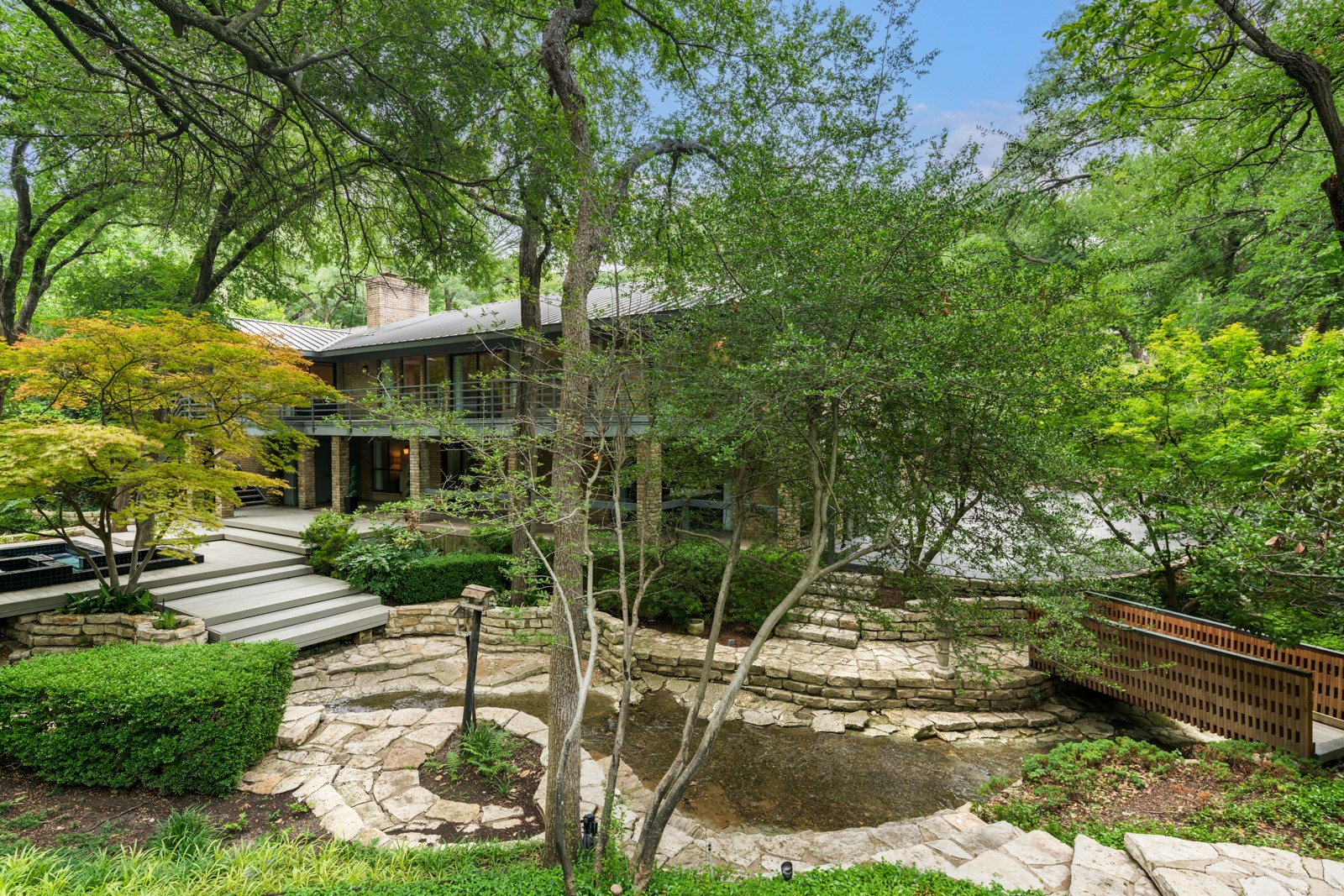 2005 Indian Creek Drive