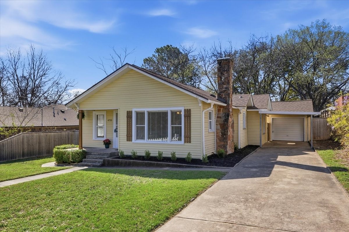 4715 White Oak Lane