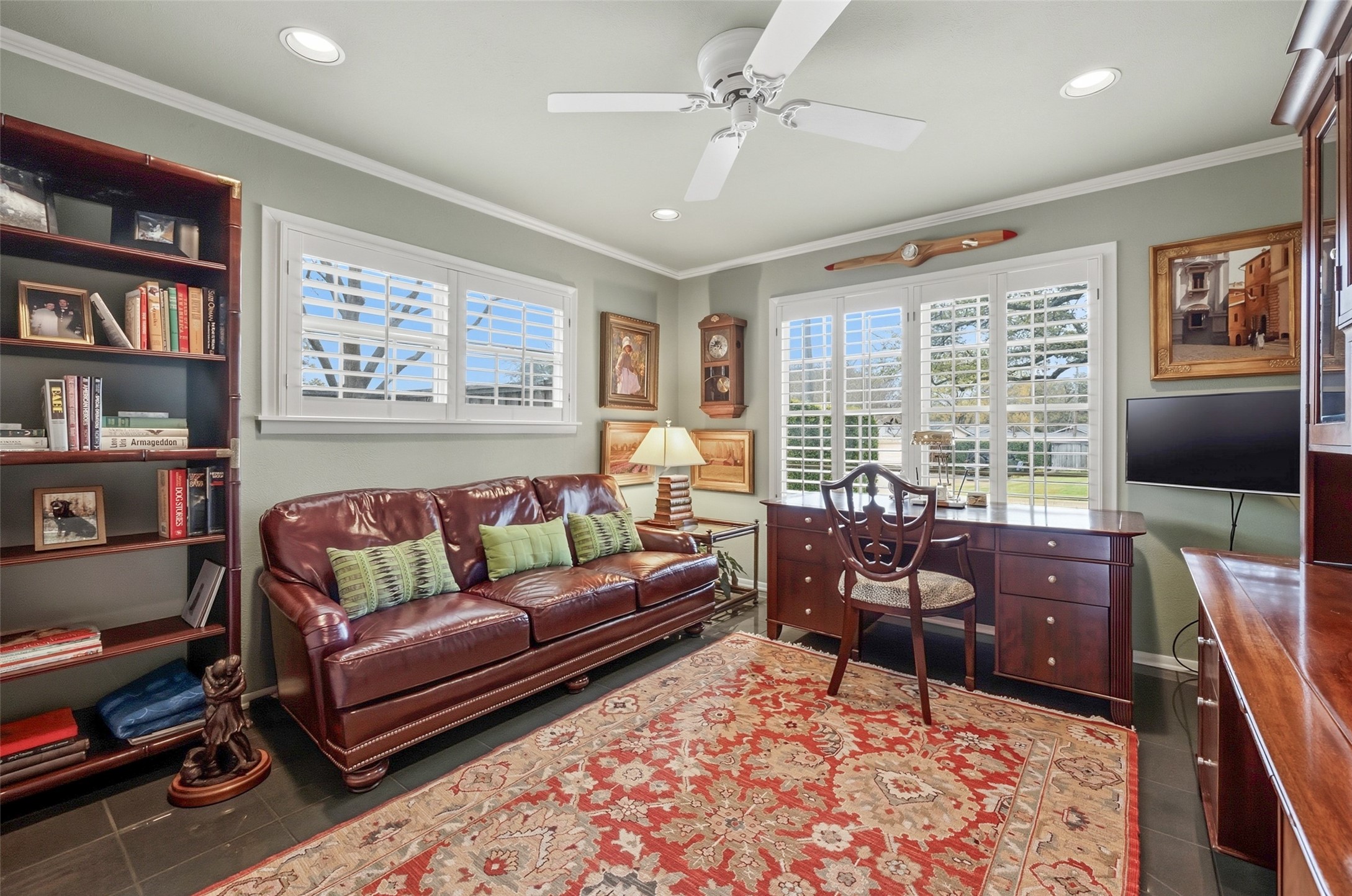 3908 Thistle Lane