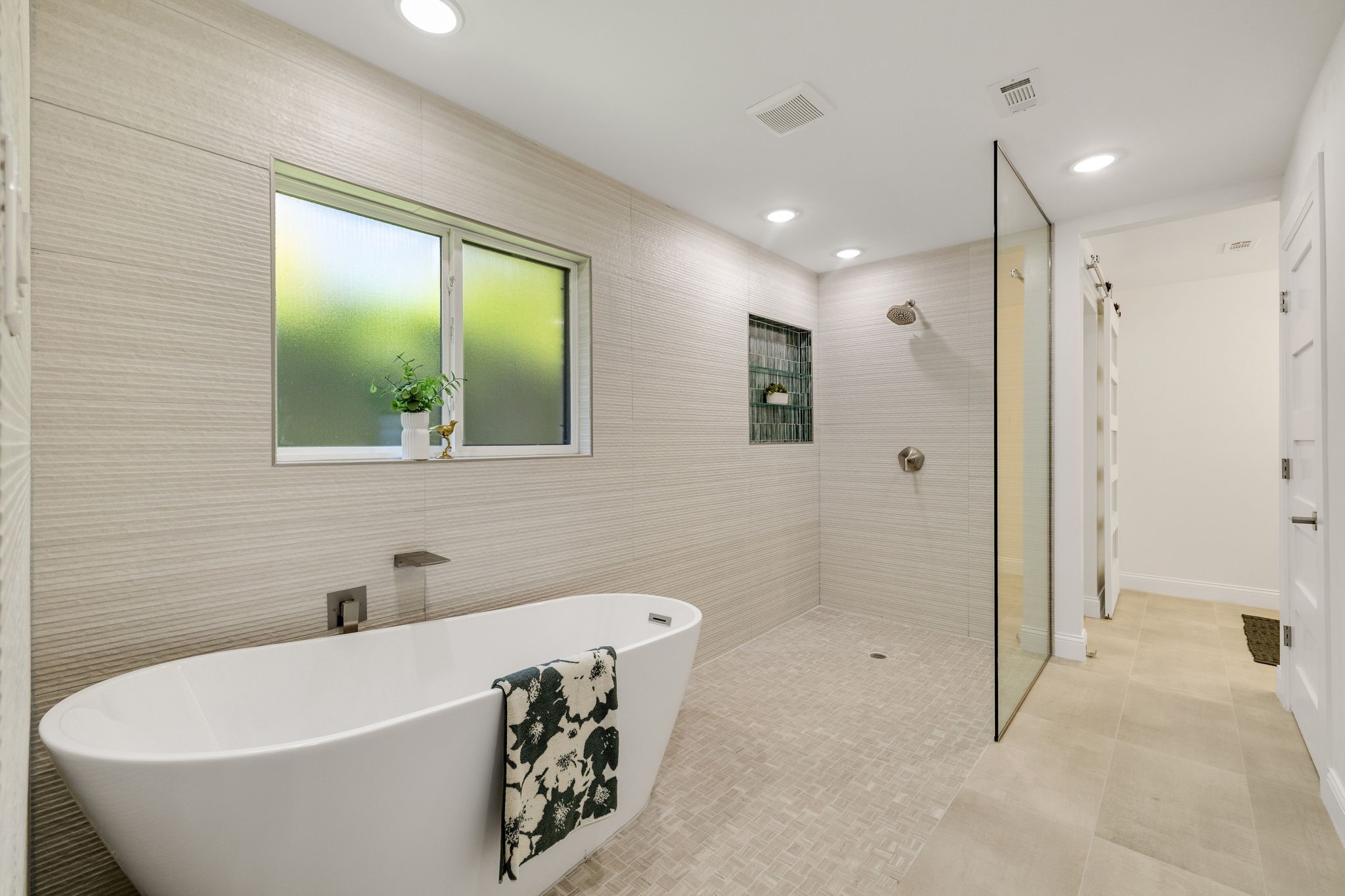 3757 Arroyo Road