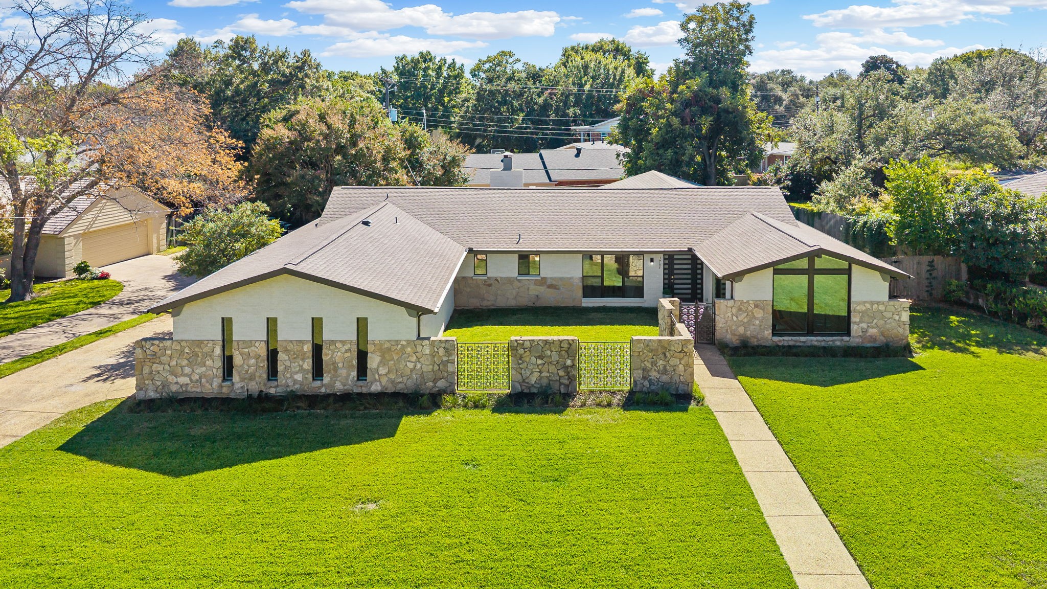 3757 Arroyo Road
