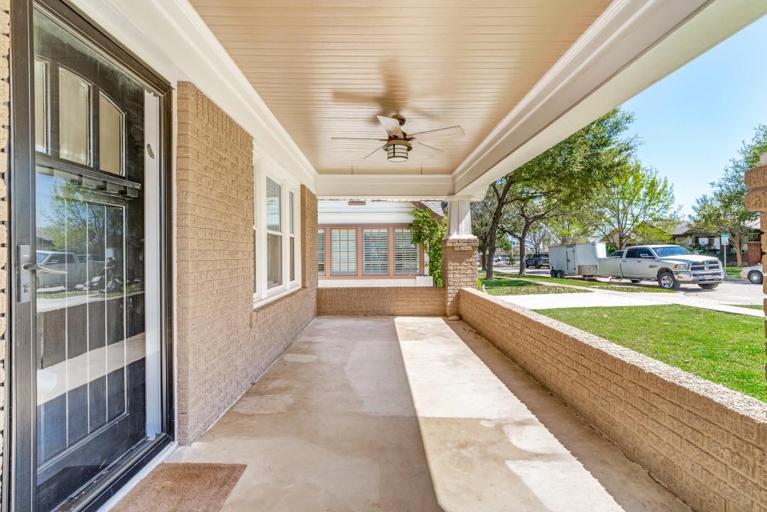 3728 Bunting Avenue