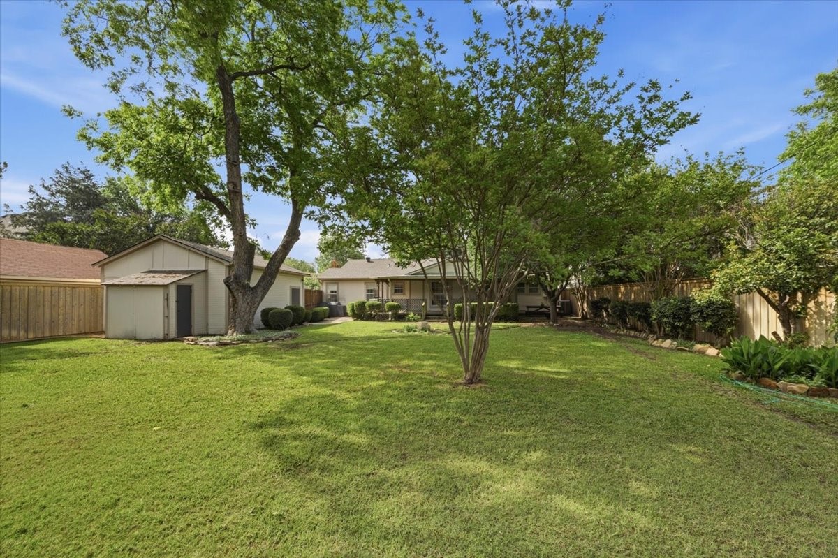 3724 Hilltop Road