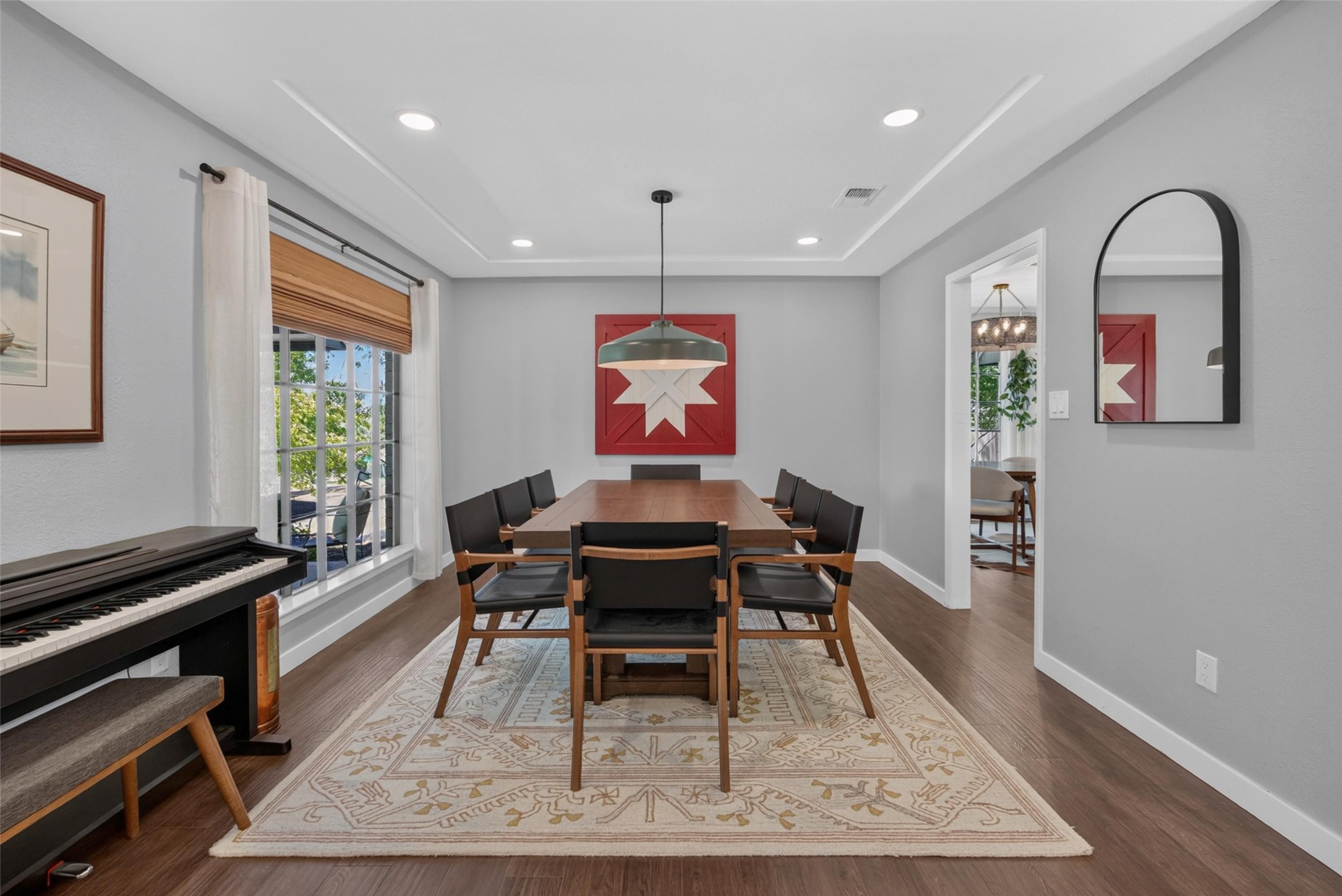 1609 Ems Road W