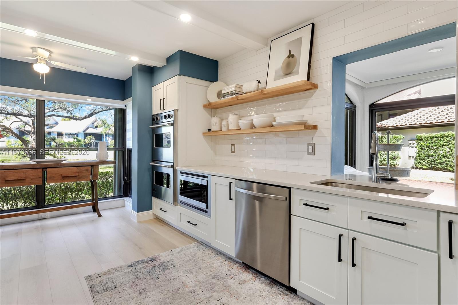 16671 N Traders Xing N # 121