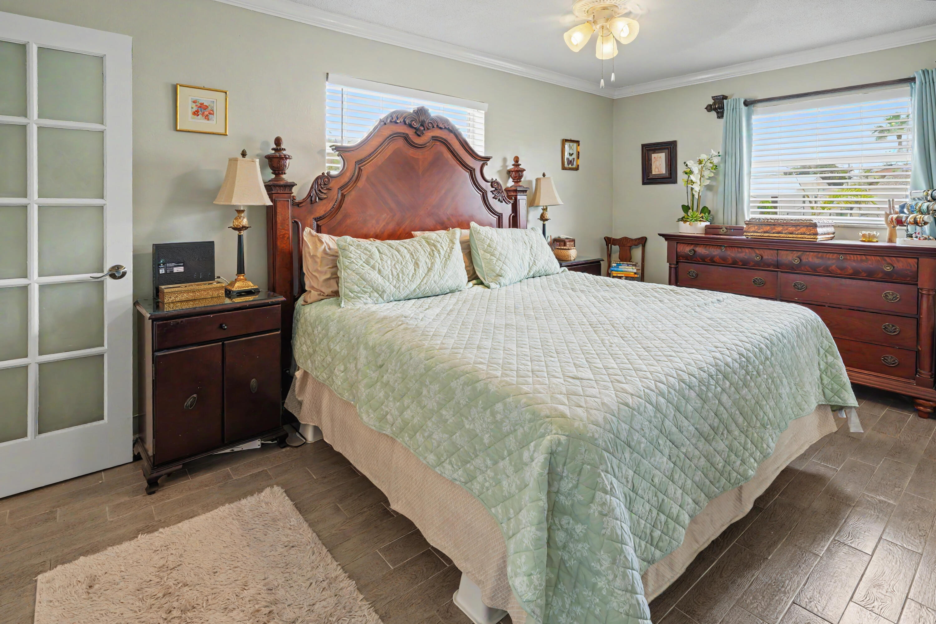 2712 SE 13TH Court