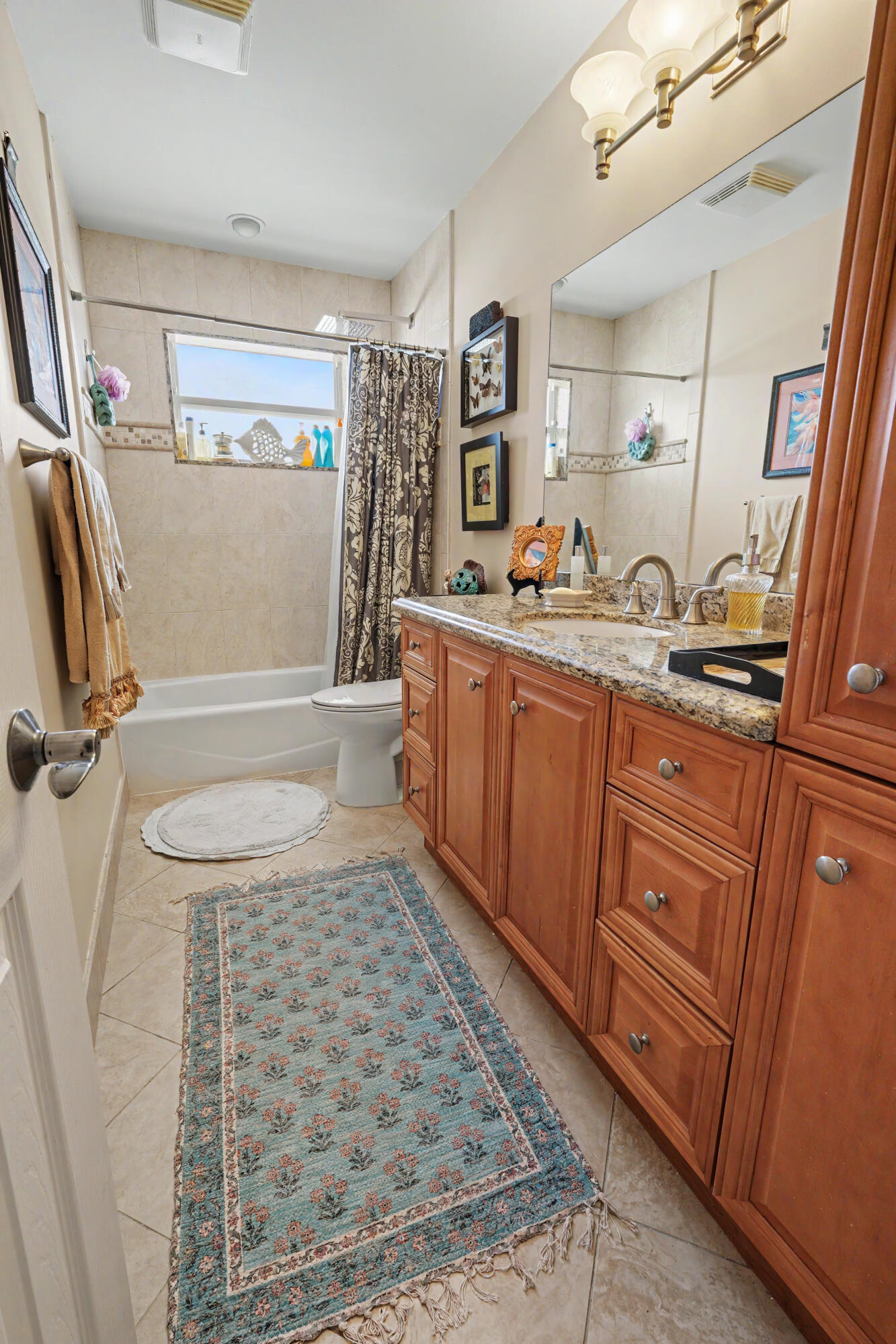 2712 SE 13TH Court
