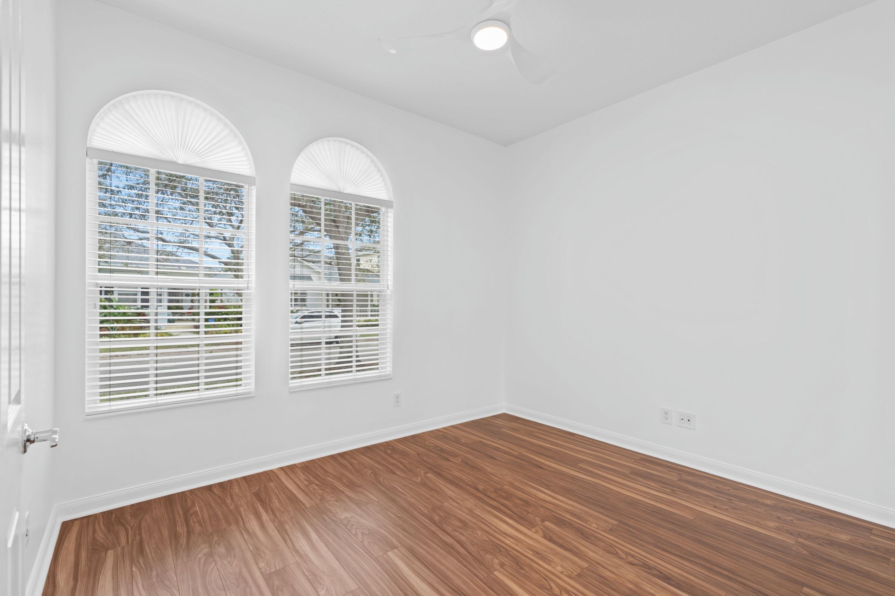 218 New Haven Boulevard