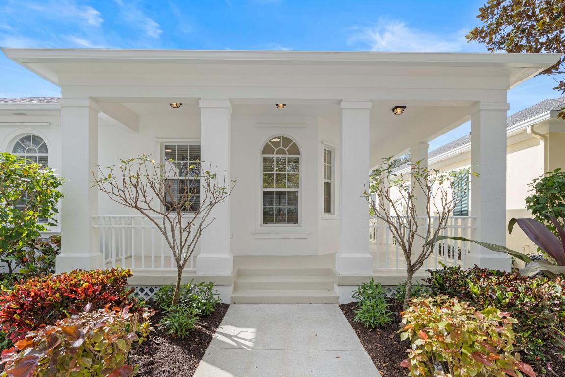 218 New Haven Boulevard