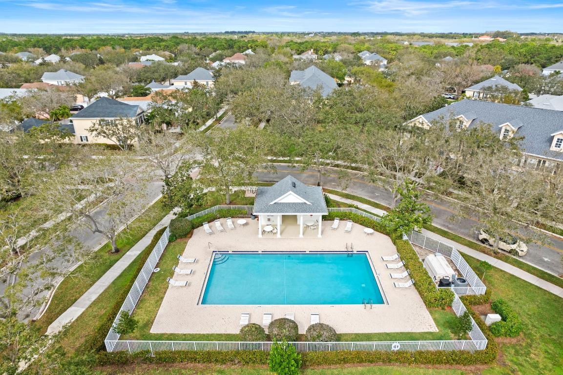 218 New Haven Boulevard