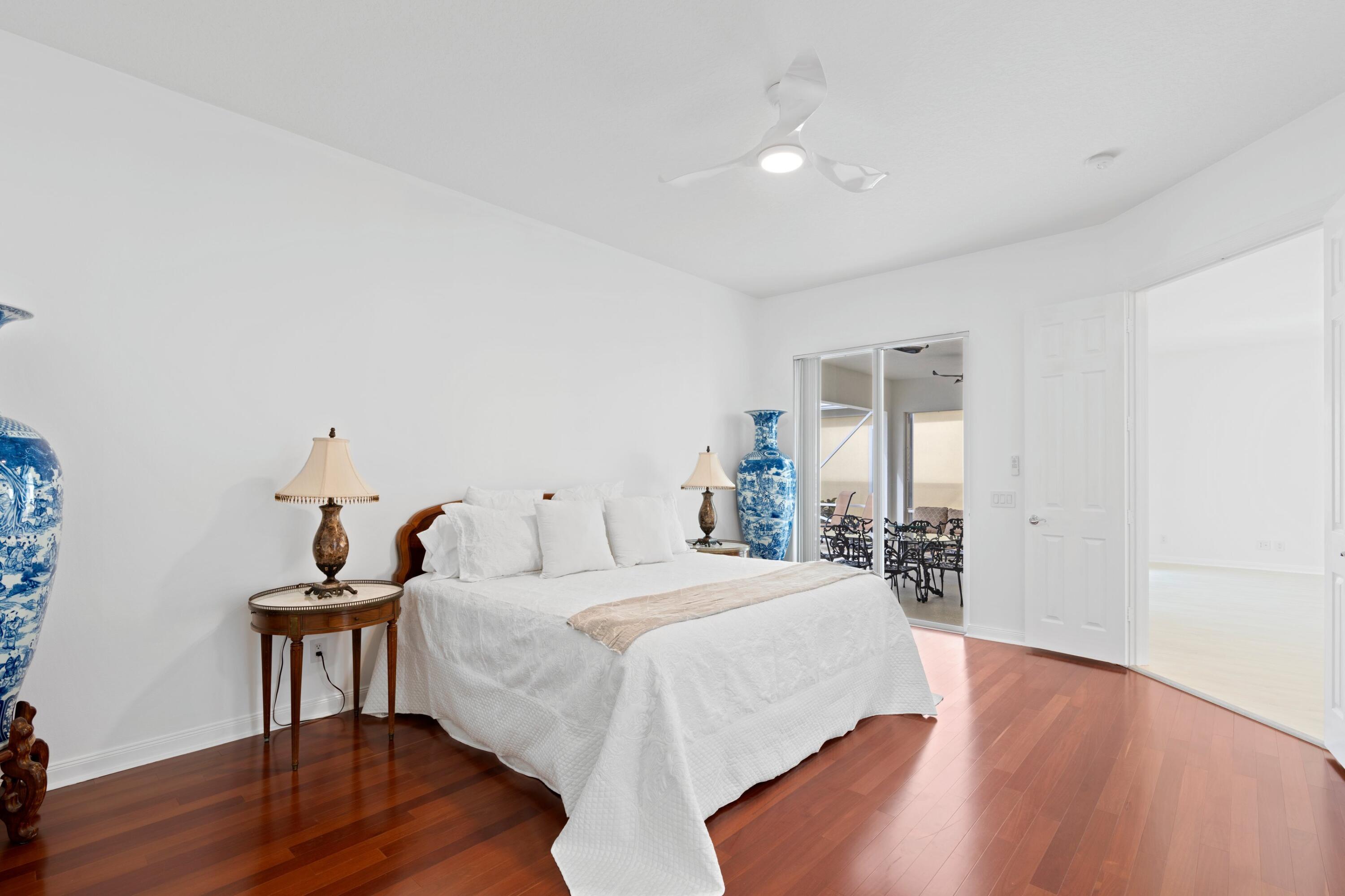 218 New Haven Boulevard