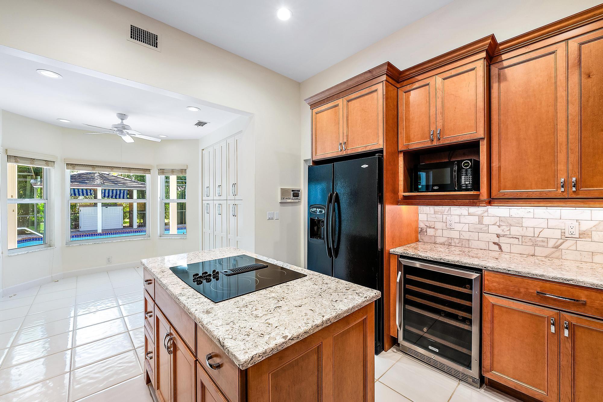 18433 SE Heritage Drive Drive