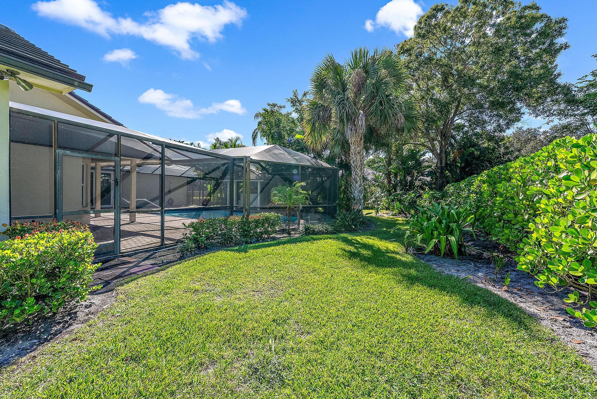 18433 SE Heritage Drive Drive