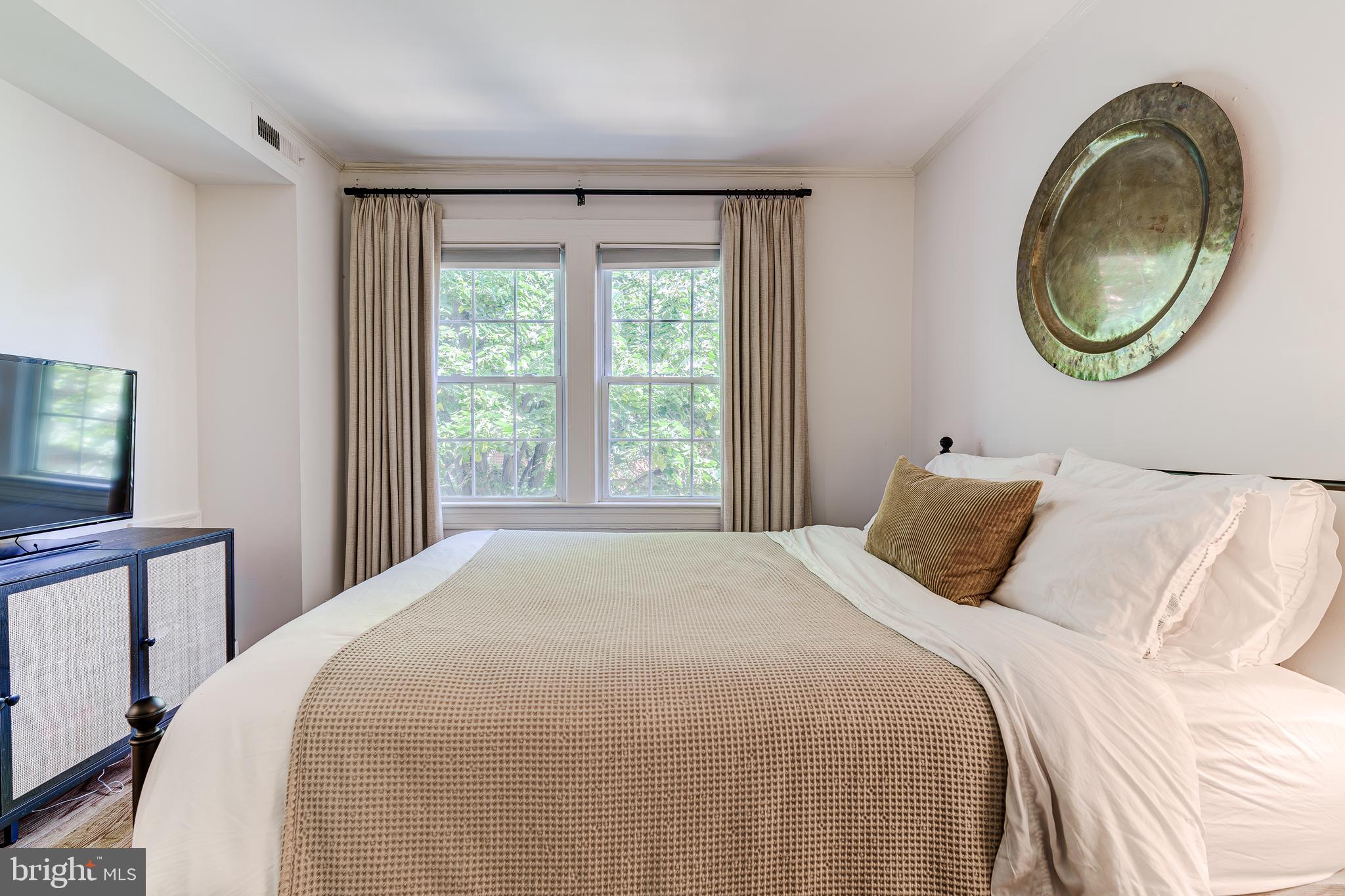 1210 S BARTON STREET 326