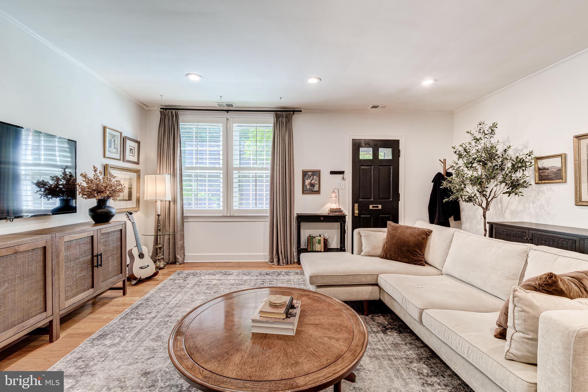 1210 S BARTON STREET 326