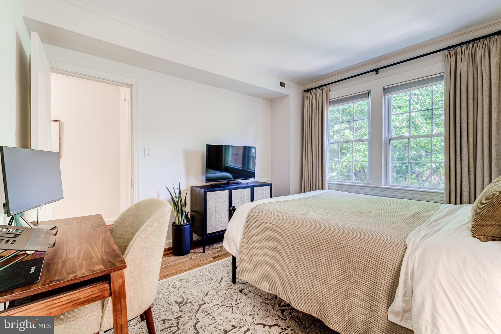 1210 S BARTON STREET 326