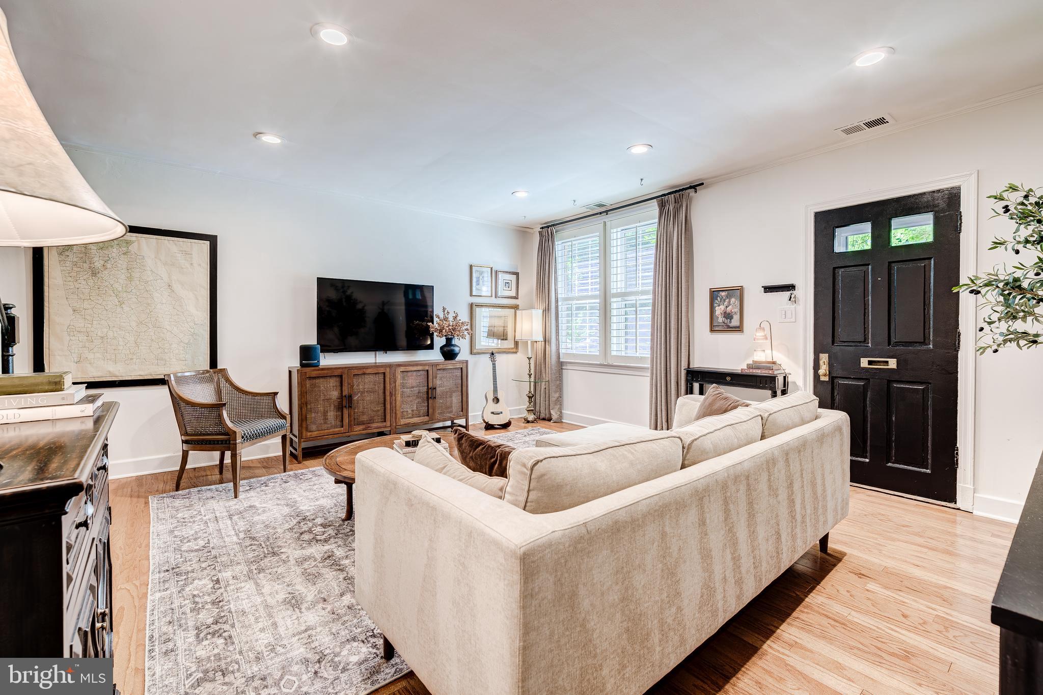 1210 S BARTON STREET 326