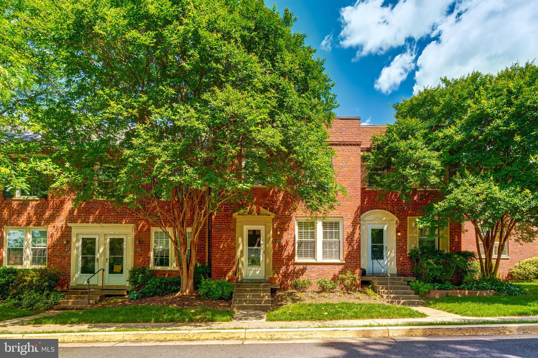 1210 S BARTON STREET 326