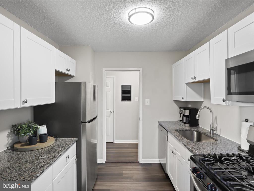 2500 VAN DORN STREET N 1128
