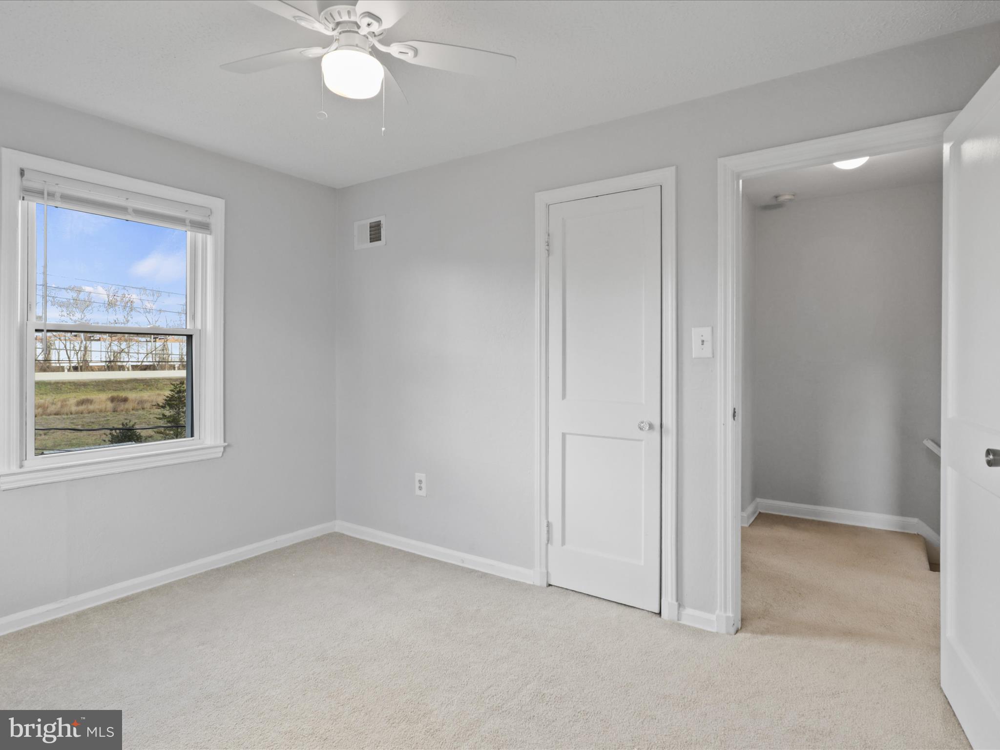 2236 ARLINGTON TERRACE