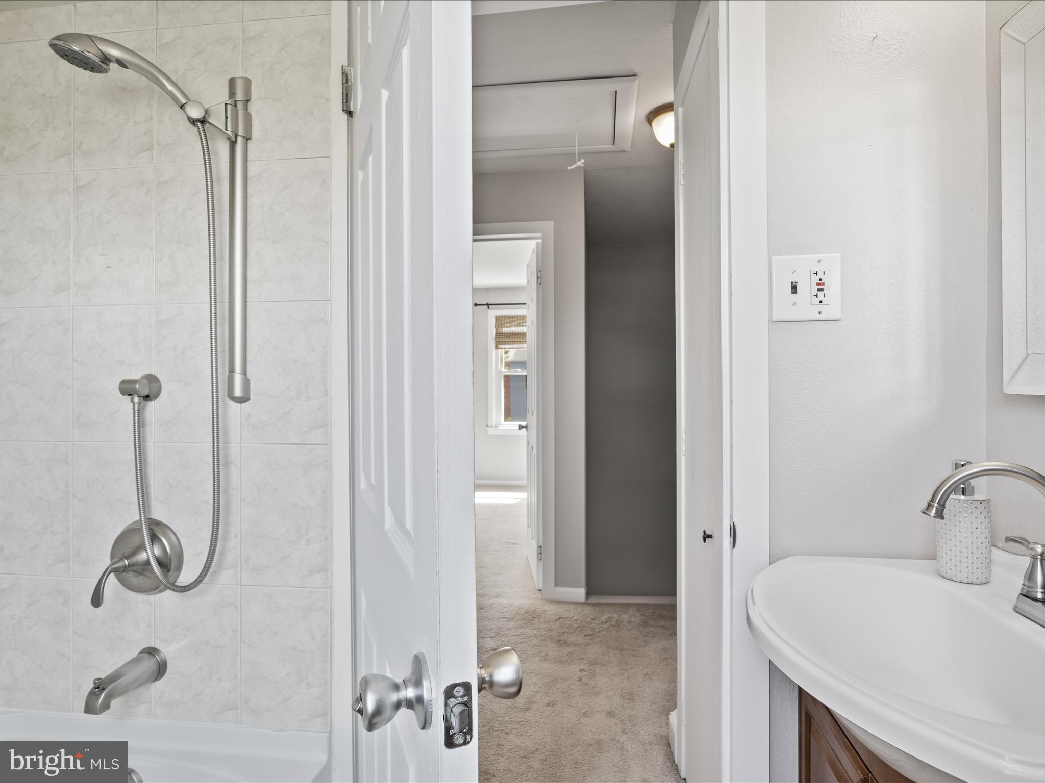 2234 ARLINGTON TERRACE