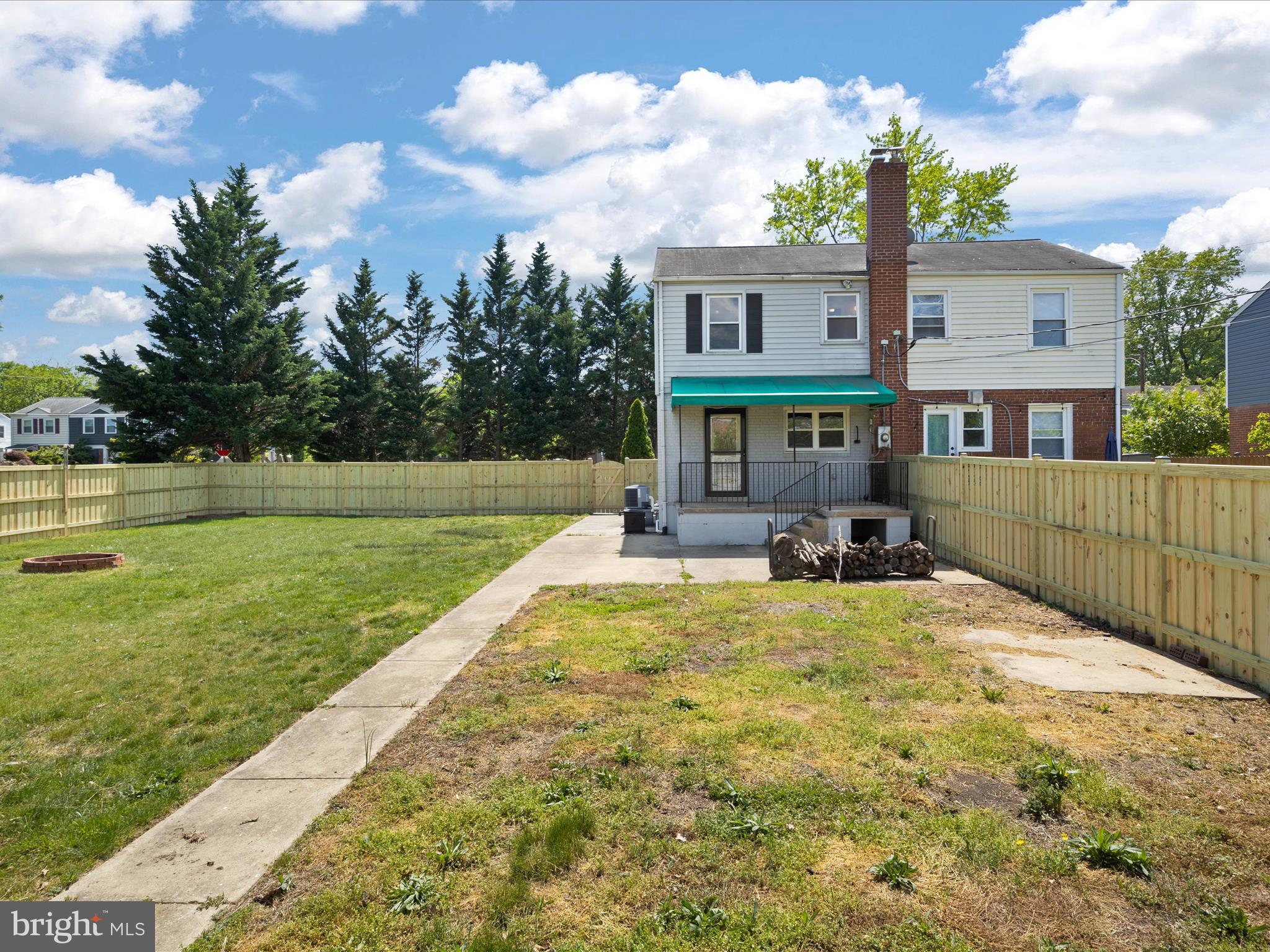 2234 ARLINGTON TERRACE