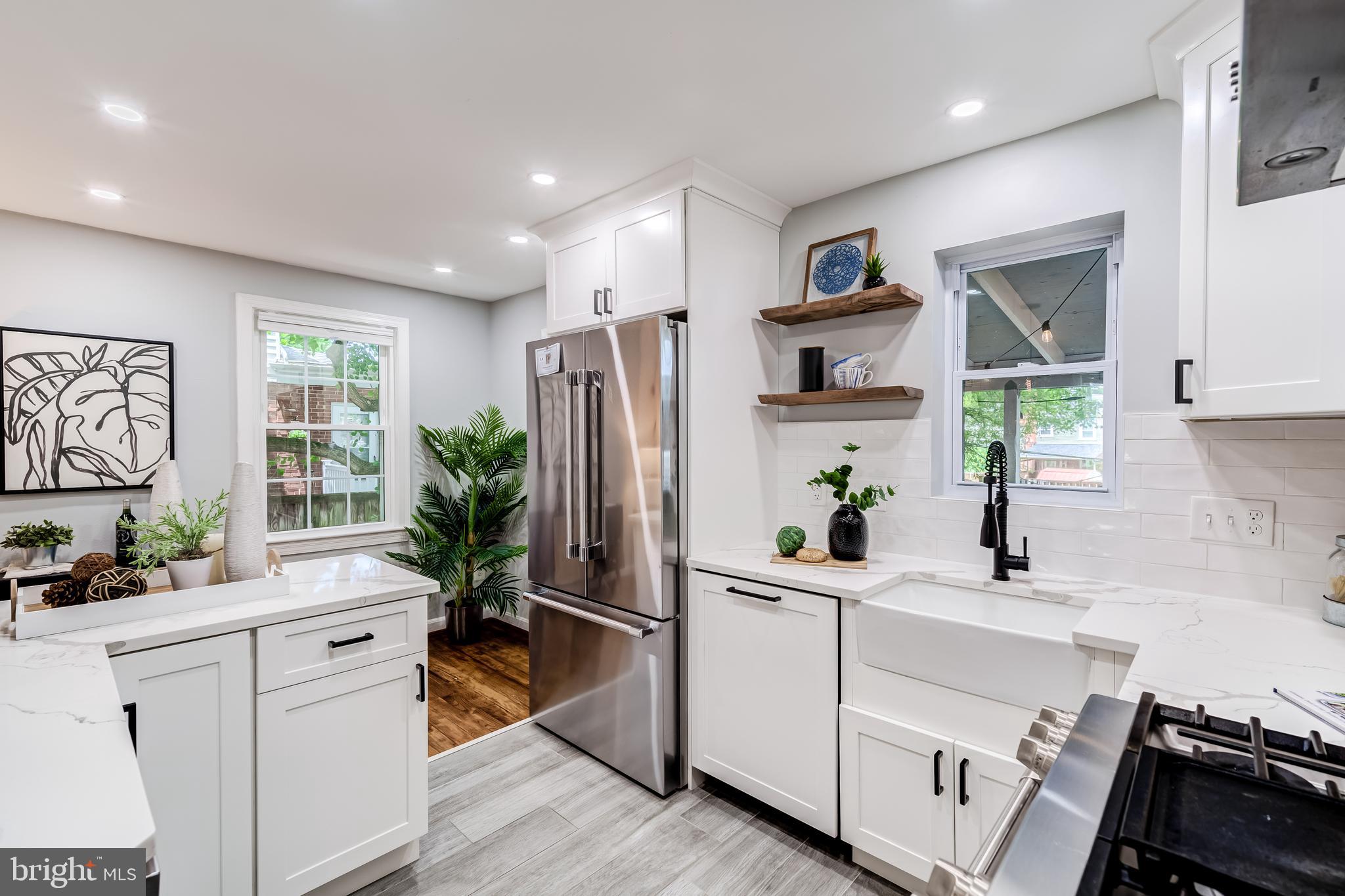 2130 FARRINGTON AVENUE