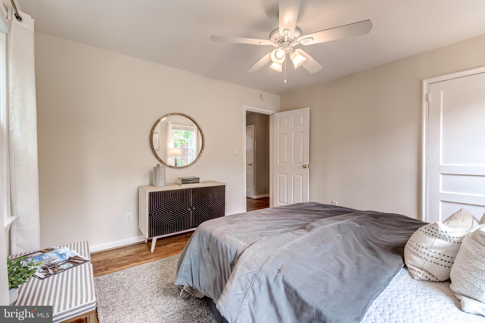 2130 FARRINGTON AVENUE