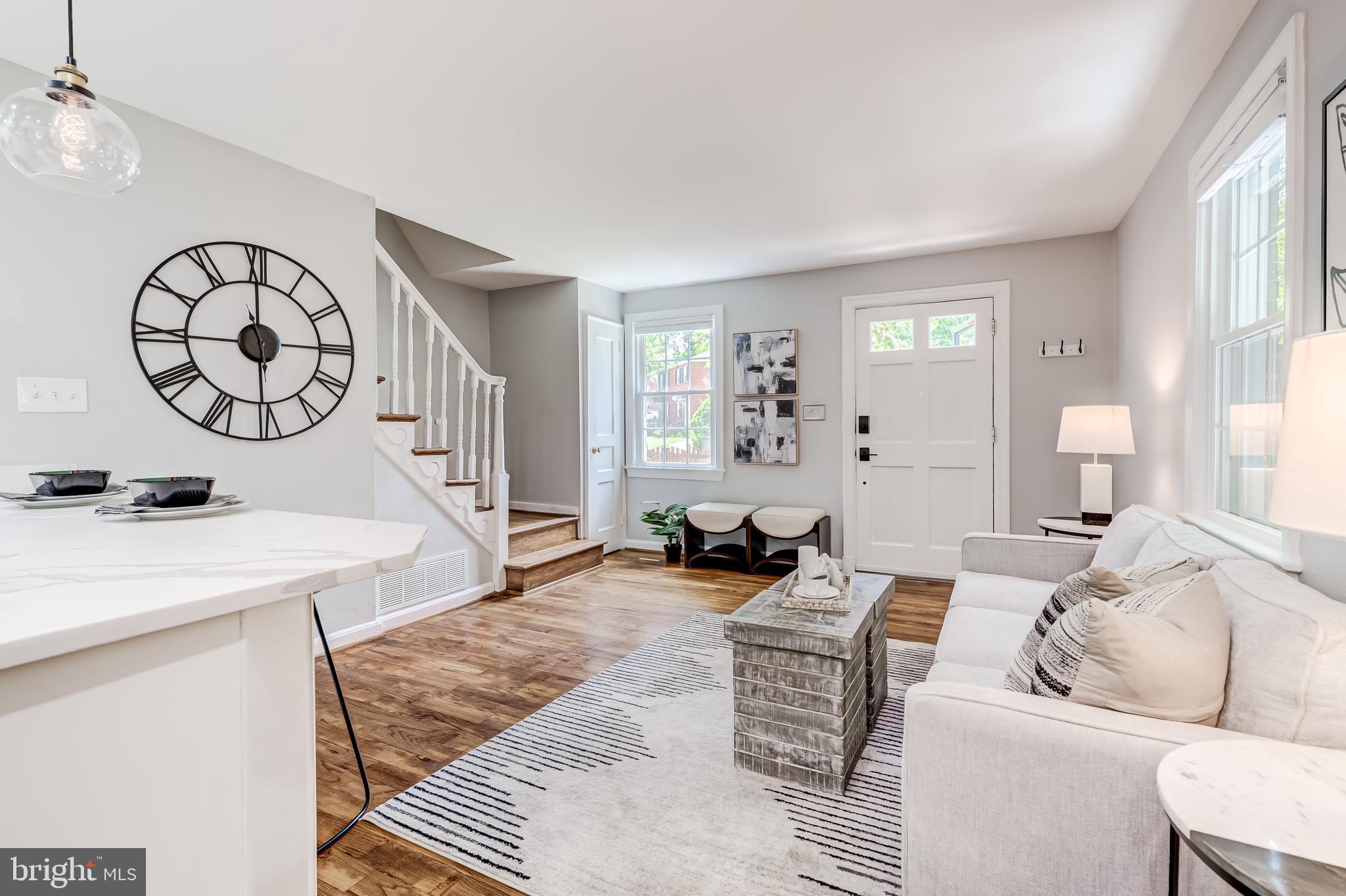 2130 FARRINGTON AVENUE