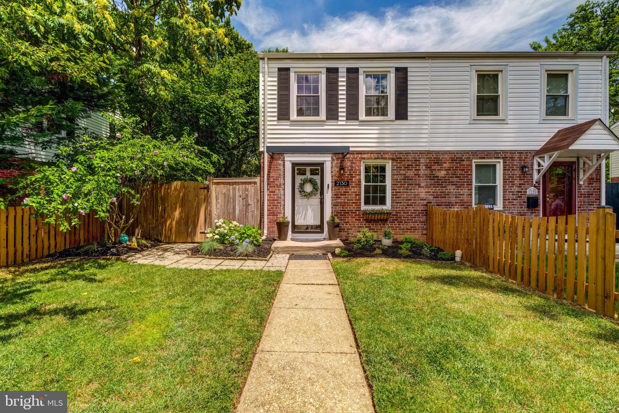 2130 FARRINGTON AVENUE