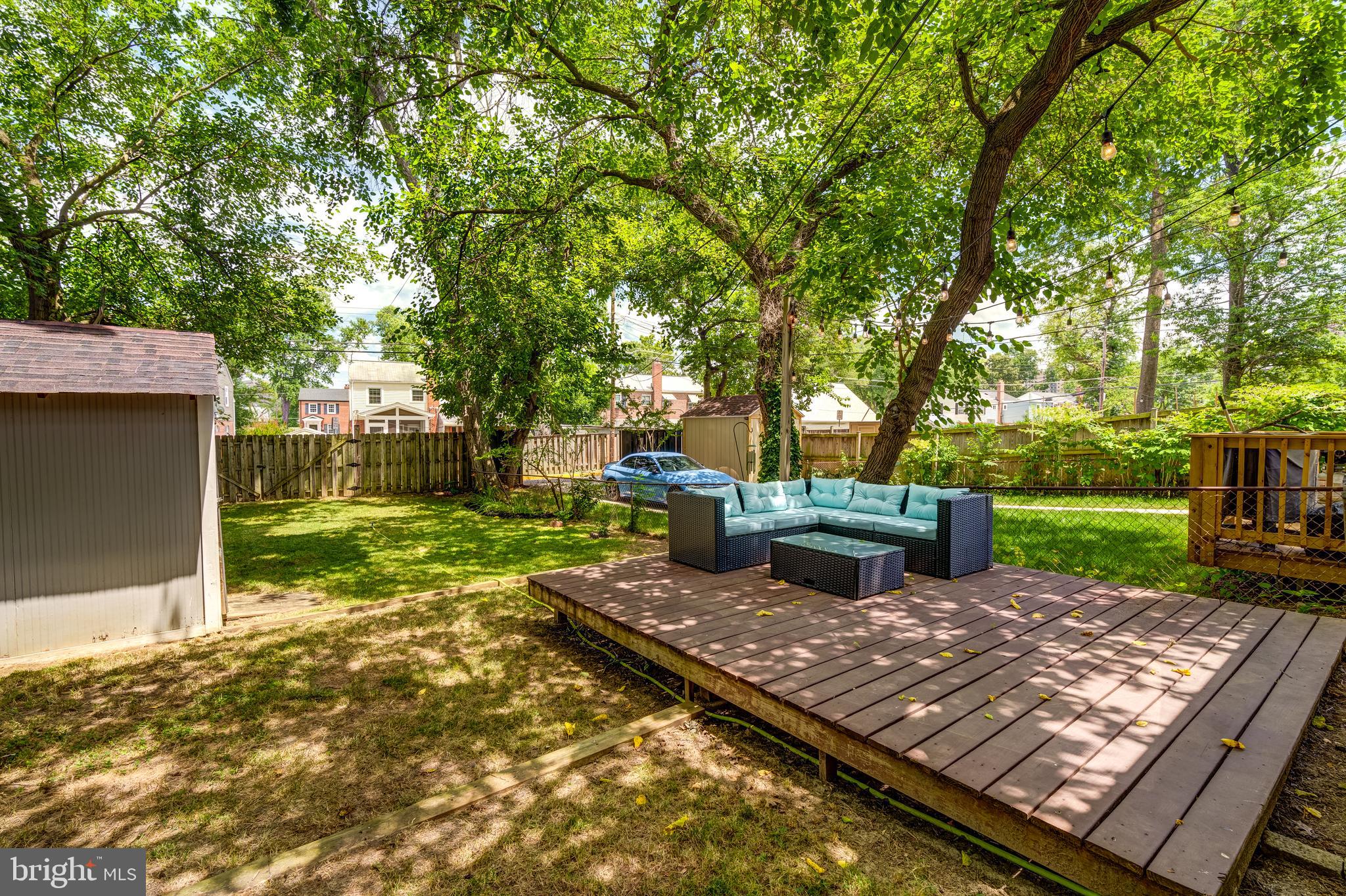 2130 FARRINGTON AVENUE