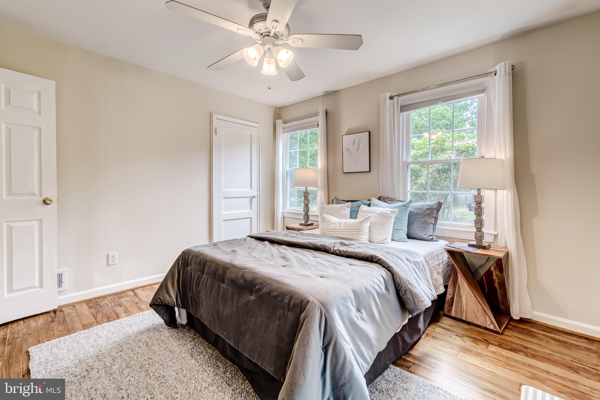 2130 FARRINGTON AVENUE