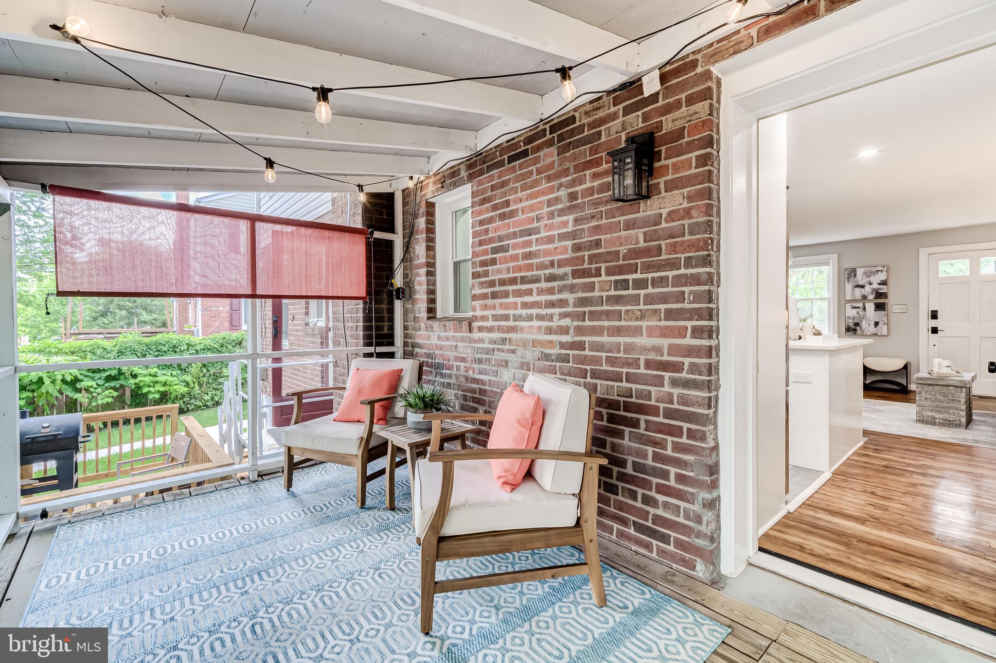 2130 FARRINGTON AVENUE