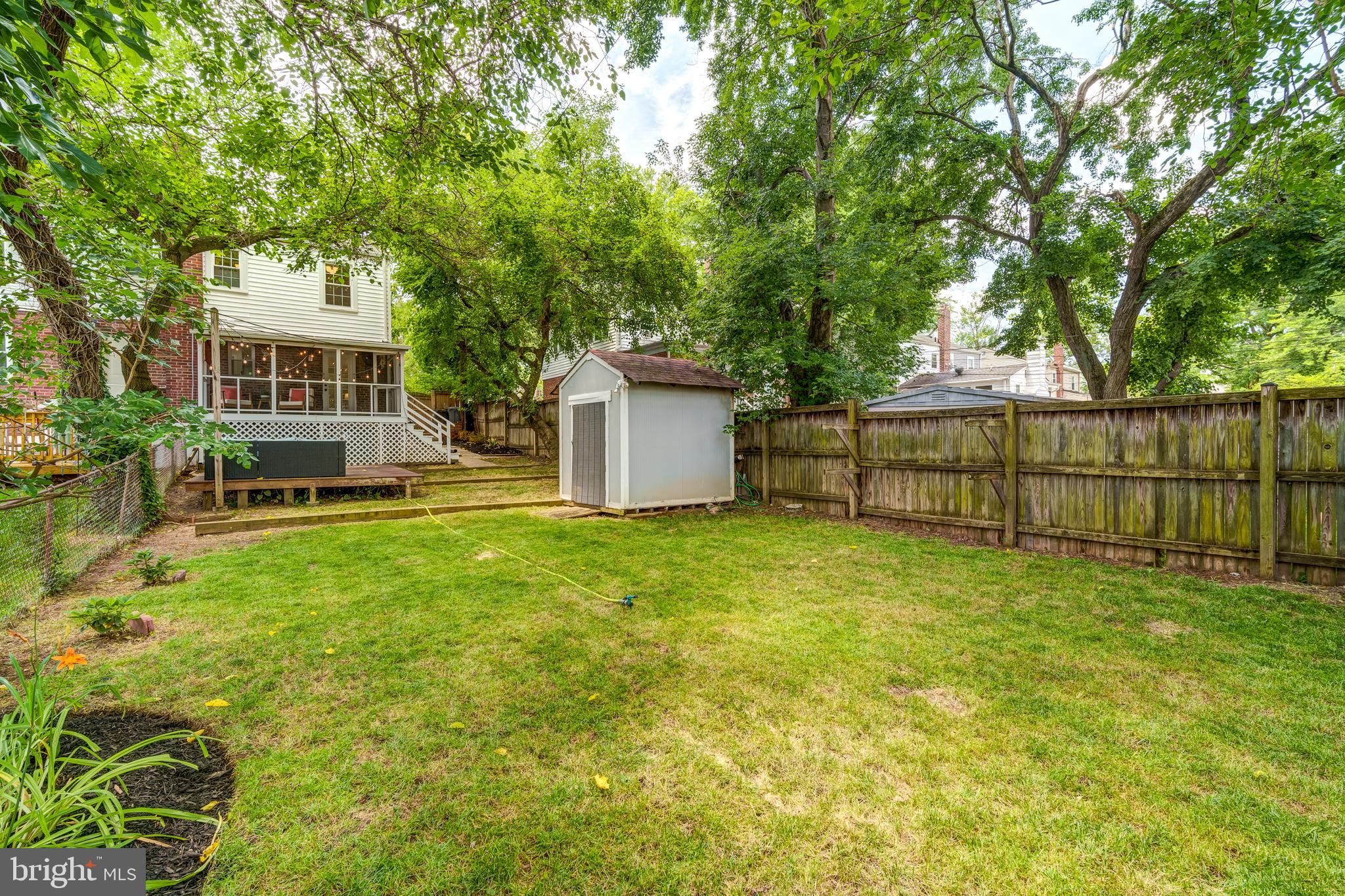 2130 FARRINGTON AVENUE